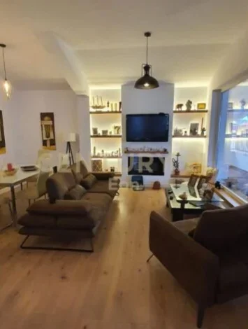 Durres, shitet apartament+verande | Penthouse 3+1+Ballkon Kati 5, 248 m² 255.000 € (Mali I Robit)