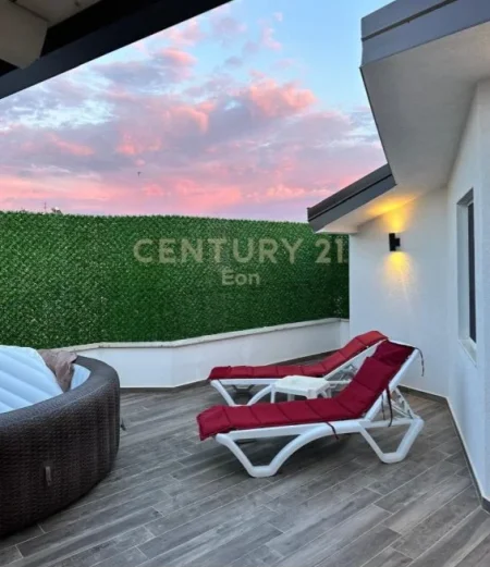 Durres, shitet apartament+verande | Penthouse 3+1+Ballkon Kati 5, 248 m² 255.000 € (Mali I Robit)