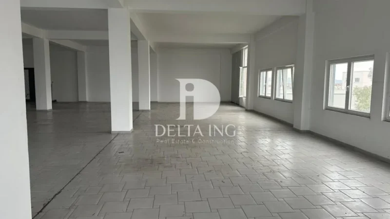 Tirane, jepet me qera ambjent biznesi Kati 2, 300 m² 900 € (Autostrada Tiranë-Durrës, Km 5)