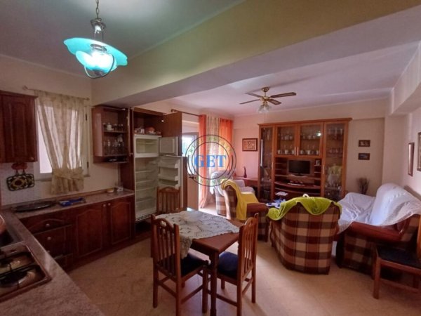 Durres, shitet apartament 1+1 Kati 1, 77 m² 75.000 € (Stadiumi)