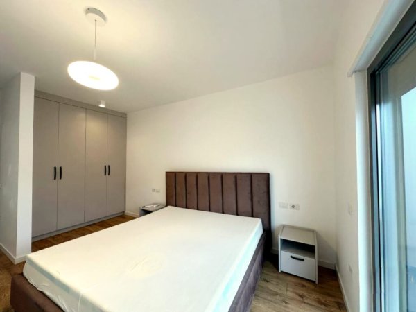 Tirane, jepet me qera Vile 2 Katshe Kati 1, 130 m² 1.400 € (mullet)