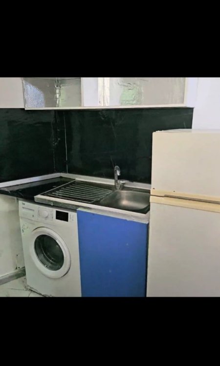 Tirane, jepet me qera garsonier 1+1 Kati 1, 30 m² (Fundi Rruges Jordan Misja)