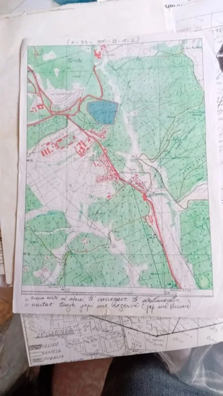 Tirane, toke , 6.900 m² (Farke)