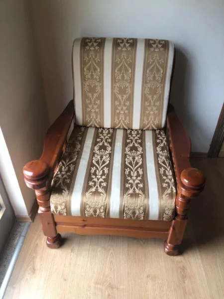 Tirane, okazion 4 divanesh DRURI 250 EURO