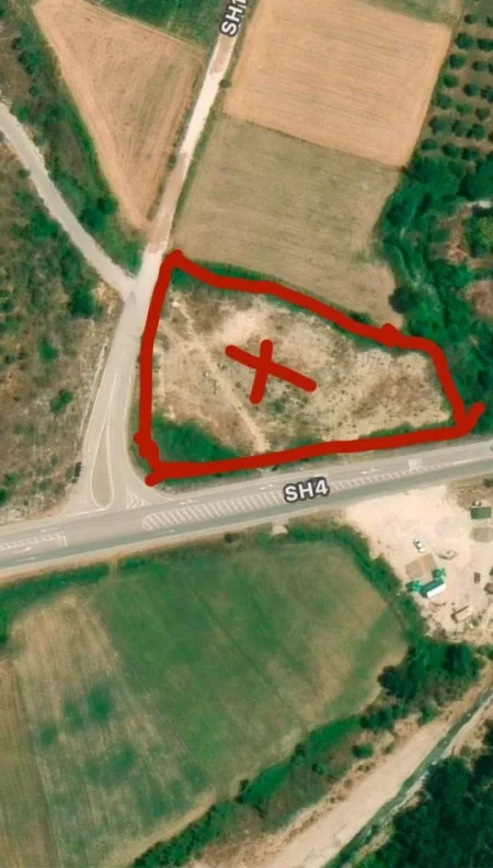 Fier, shitet truall , 4.000 m² 169.990 € (LEVAN-TEPELEN)