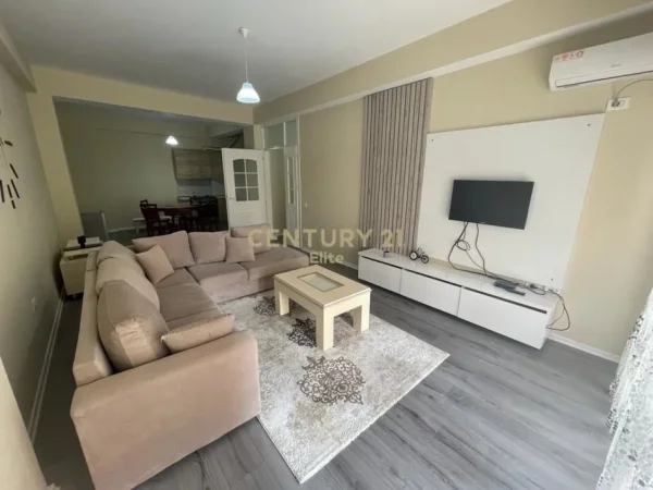 Tirane, jap me qera apartament 2+1+2 , 116 m² 800 € (Liqeni i Thatë)