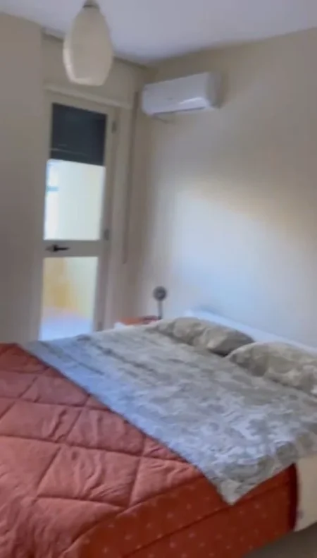 Tirane, jepet me qera apartament 3+1+Aneks+Ballkon Kati 2, 120 m² 800 € (QENDER)
