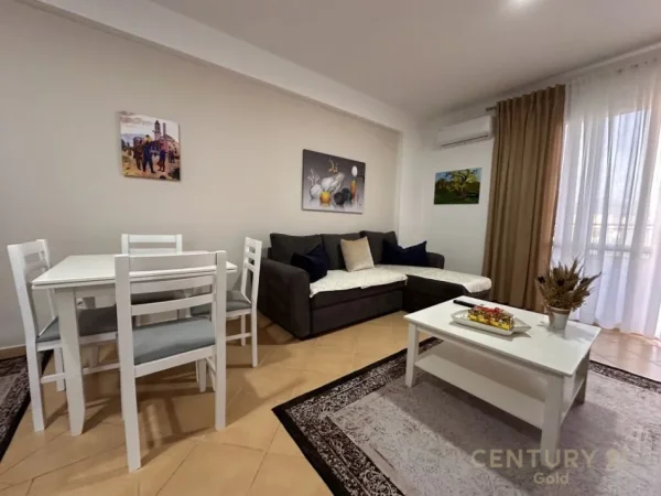 Tirane, jap me qera apartament 2+1 , 95 m² 800 € (Komuna e Parisit)