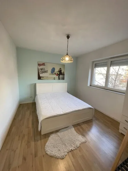 Tirane, jepet me qera 1+1 , (Rruga e Salës)