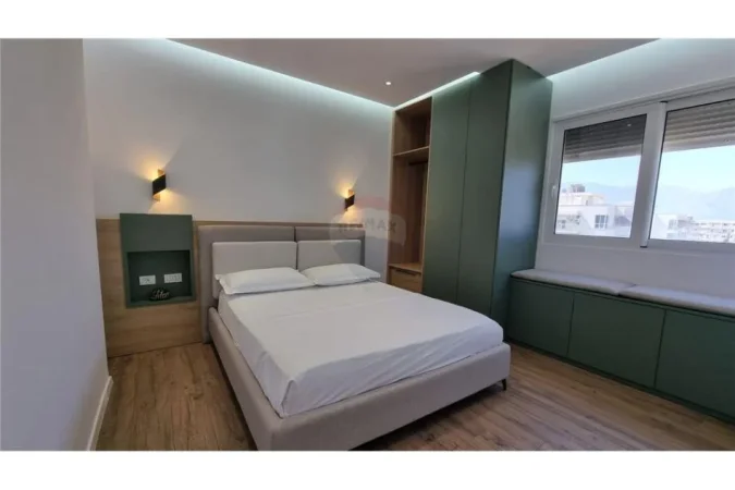 Vlore, shitet apartament+verande | Penthouse 1+1+Ballkon , 66 m² 150.000 € (Radhime)