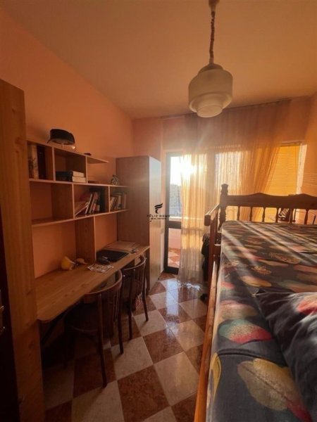 Tirane, jepet me qera apartament 2+1+Ballkon Kati 6, 76 m² 600 € (VASIL SHANTO)
