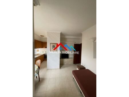 Tirane, jepet me qera apartament 2+1 Kati 8, 85 m² 550 € (RRUGA E ELBASANIT)