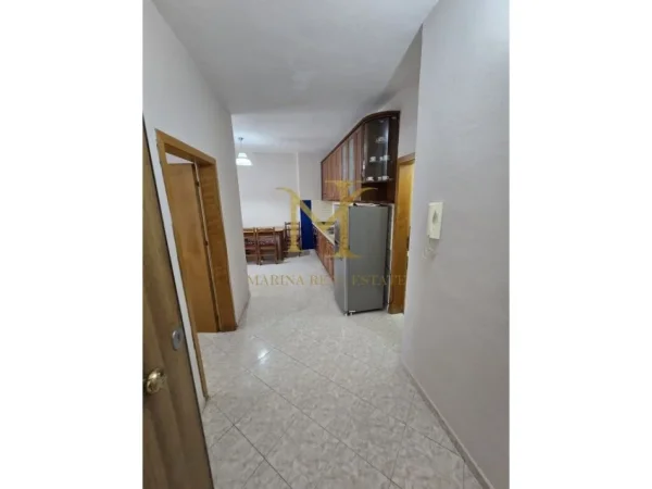 Durres, jepet me qera apartament 1+1+Ballkon Kati 5, 65 m² 250 € (plazh iliria,durres)