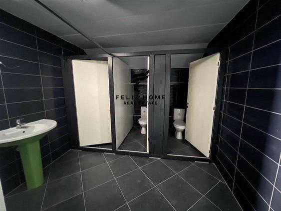 Tirane, jepet me qera magazine Kati 0, 1.300 m² 7.000 € (KASHAR)