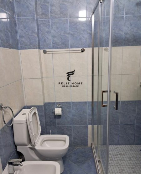 jepet me qera apartament 2+1+Ballkon Kati 1, 90 m² 650 € (LIQENI ARTIFICIAL)