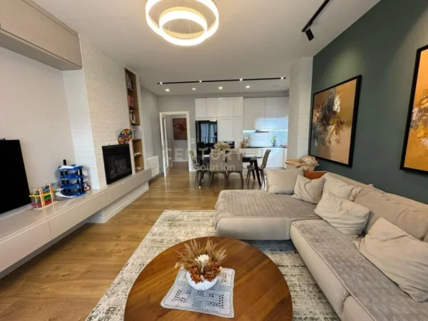 Tirane, shes apartament 2+1+2 , 113 m² 250.000 € (Liqeni i Thatë)