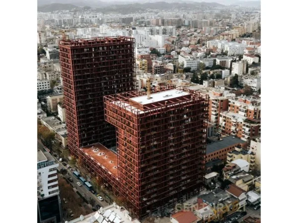 Tirane, shes ambjent biznesi , 122 m² 550.000 € (Garden Building, Rruga e Kavajës)