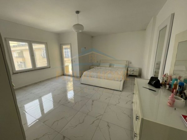 Durres, shitet apartament 3+1+Ballkon Kati 5, 160 m² 170.000 € 