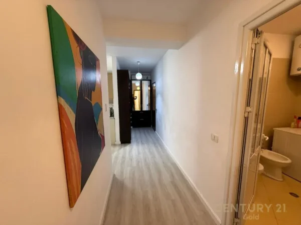 Tirane, jap me qera apartament 2+1 , 101 m² 650 € (Kopshti Botanik Zoologjik)