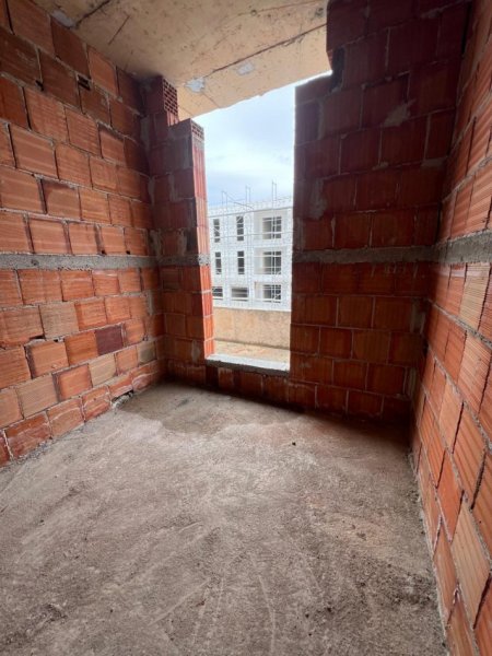Tirane, shitet apartament 2+1 Kati 8, 79 m² 93.000 € (Univers City)