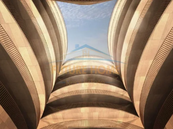 Shitet Ambient Biznesi tek Rruga Mine Peza, Tiranë