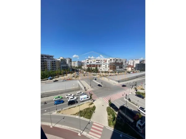TIRANE ,jepet apartament me qera , kati 5 banim , 130 m2| 600 Euro  { RRUGA TEODOR KEKO }   UNA49945