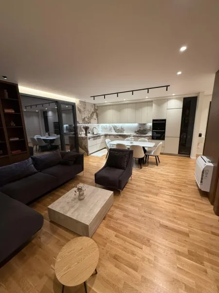 Tirane, jepet me qera 3+1+Ballkon Kati 3, 1.999 € (TEG)
