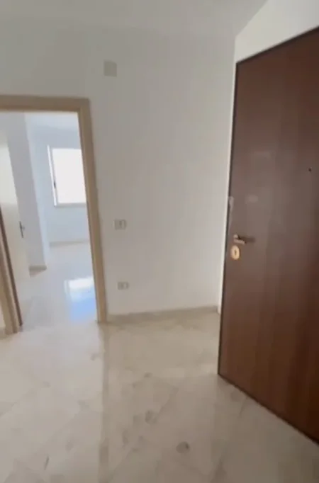 Tirane, shitet apartament 2+1+Ballkon Kati 8, 105 m² 115.000 € (Sokrat Miho prane Vila L 2)