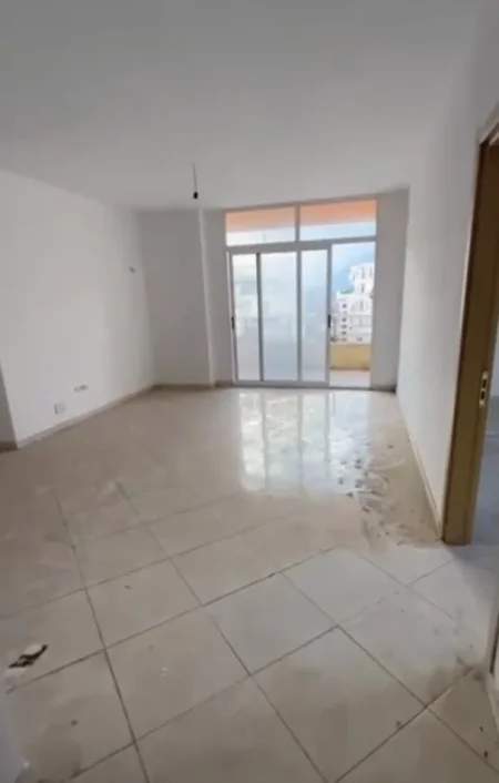 Tirane, shitet apartament 2+1+Ballkon Kati 8, 105 m² 115.000 € (Sokrat Miho prane Vila L 2)