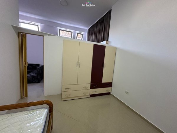 Tirane, jepet me qera apartament 2+1 Kati 0, 60 m² 550 € (rruga e barrikadave)