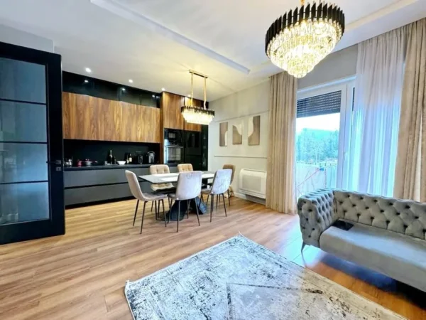 Tirane, shitet apartament 2+1 , 108 m² (TEG)