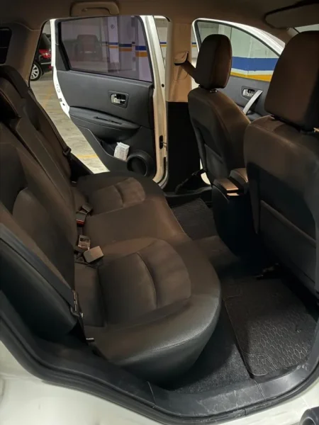 Tirane, shes makine Nissan qashqai Nafte, manuale Kondicioner 165 km 8.000 €