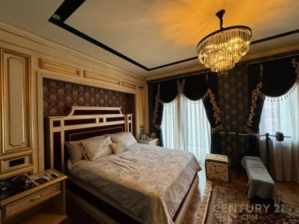 Tirane, jap me qera apartament 2+1+2+ 2 POSTE PARKIMI+Ballkon , 140 m² 1.500 € (Rruga e Kosovarëve)