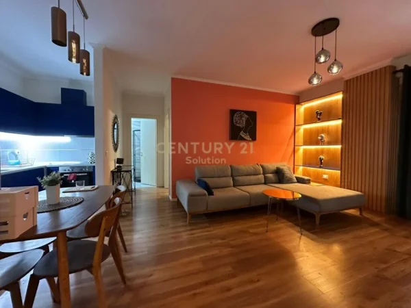 Tirane, jap me qera apartament 1+1 , 77 m² 800 € (Kompleksi Delijorgji)