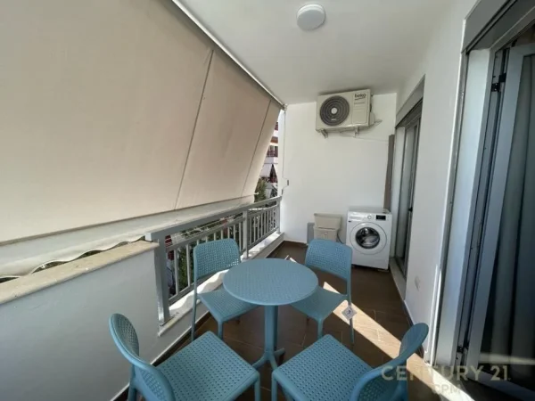Tirane, jap me qera apartament 1+1+Ballkon , 76 m² 630 € (Liqeni i Thatë)