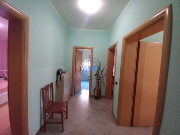 Durres, shitet apartament 3+1+Ballkon Kati 2, 145 m² 160.000 € (Tregu Fshatar)
