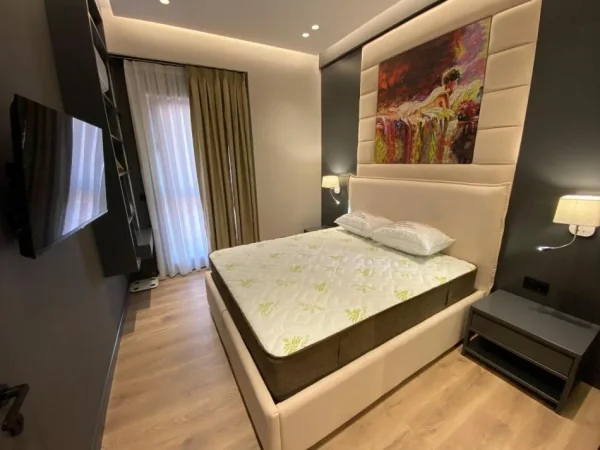 Tirane, jepet me qera apartament 1+1+Ballkon Kati 12, 74 m² 1050 € (Tirana Garden Building, Rruga e Kavajës)