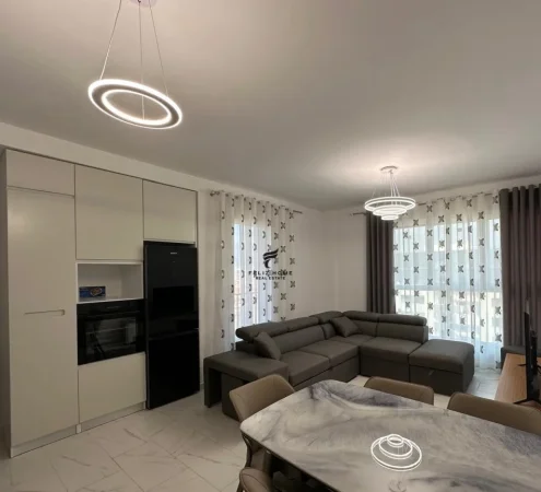 Tirane, jepet me qera apartament 1+1+Ballkon Kati 9, 75 m² 650 € (DON BOSKO)