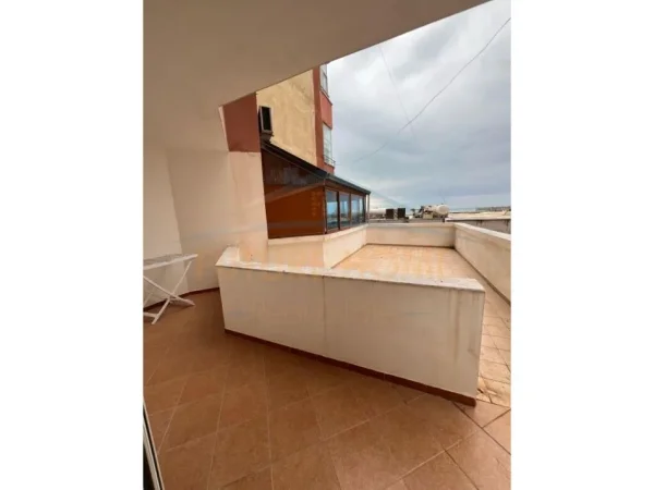 Shqiperi, shitet apartament 1+1+Ballkon Kati 1, 145 m² 250.000 € (Vollga, Durres)