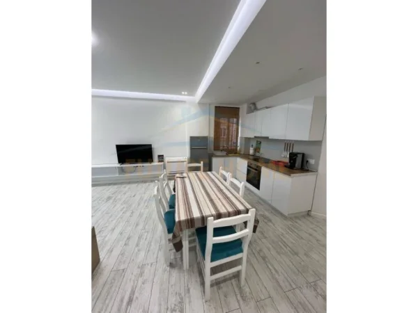 Shqiperi, shitet apartament 1+1+Ballkon Kati 1, 145 m² 250.000 € (Vollga, Durres)