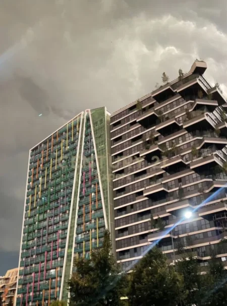 Tirane, shitet apartament 3+1 Kati 20, 150 m² 721.000 € (Ambasador 3)