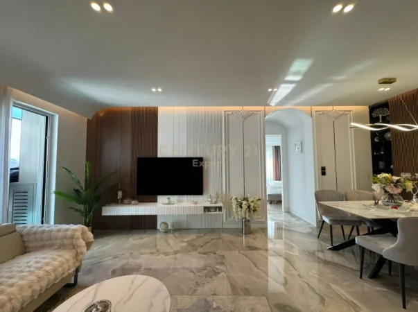 Tirane, shitet apartament 3+1 Kati 20, 150 m² 721.000 € (Ambasador 3)