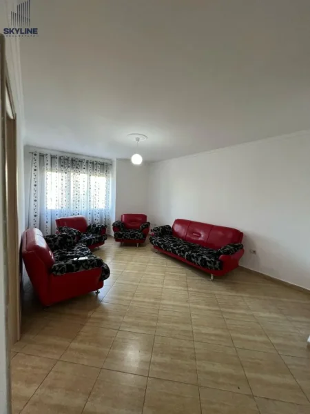 Tirane, shitet apartament 1+1 Kati 2, 79 m² 93.000 € (Fresk)