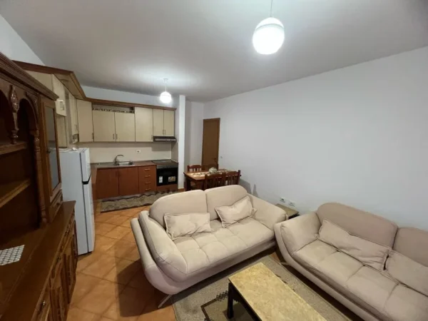 Tirane, jepet me qera apartament 2+1 Kati 1, 480 m² 480 € (Astir)