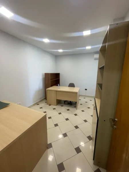 JEPET ME QERA AMBJENT ZYRASH NE BLLOK