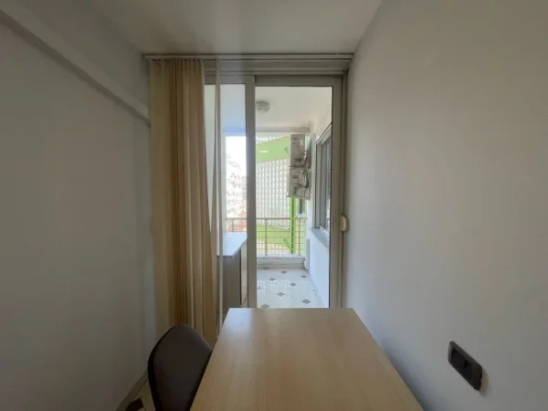 JEPET ME QERA AMBJENT ZYRASH NE BLLOK