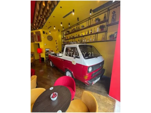 Tirane, shitet lokal Kati 0, 110 m² (Neom109462)