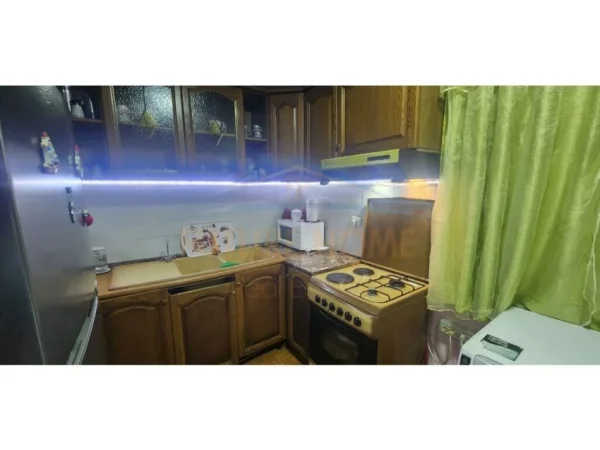 Durres, shitet apartament 1+1+Ballkon Kati 4, 80 m² 80.000 € (GOLEM)