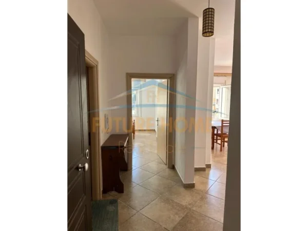 Durres, shitet apartament 2+1+Ballkon , 90 m² 110.000 € (SHKEMBI I KAVAJES)