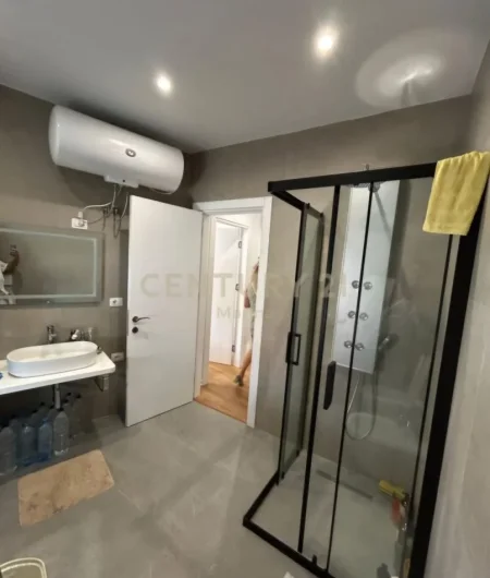 Tirane, shitet apartament 1+1+Ballkon Kati 7, 65 m² 90.000 € (Astiri)